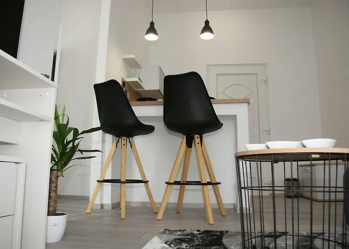 Stylish Apartment In City Center